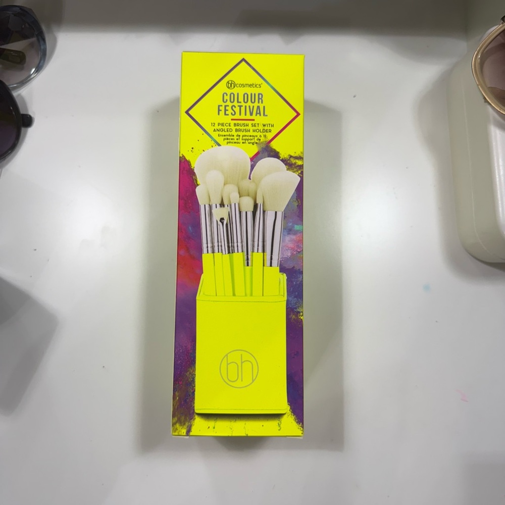 BH Cosmetics Neon Yellow Brush Set